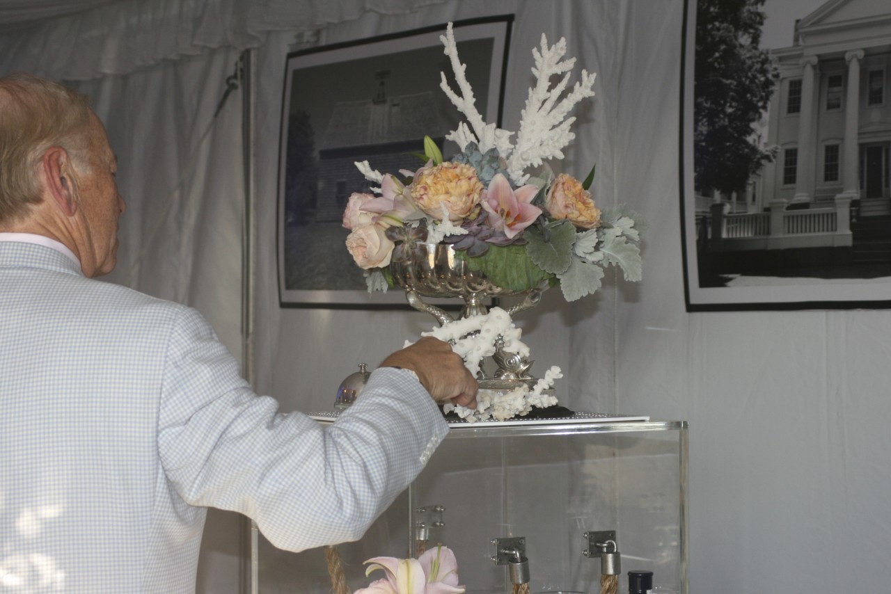 Essential Elements of a Tablescape -- Nantucket Antique and Design Show